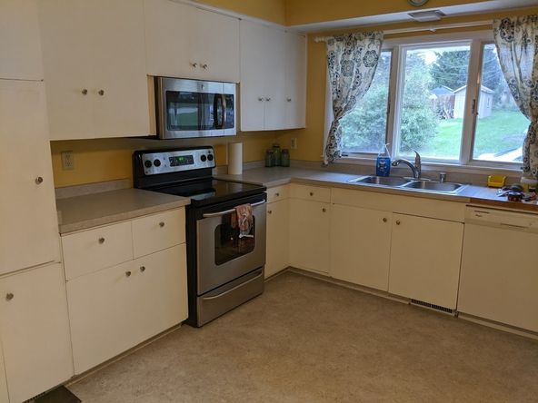Well Maintained Duplex: 2905 Esser St, Cross Plains, WI 53528